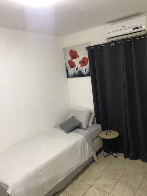Villa Susanna 3 Bedroom 2 Bathroom House Sleeps 6Plus Willemstad Extérieur photo